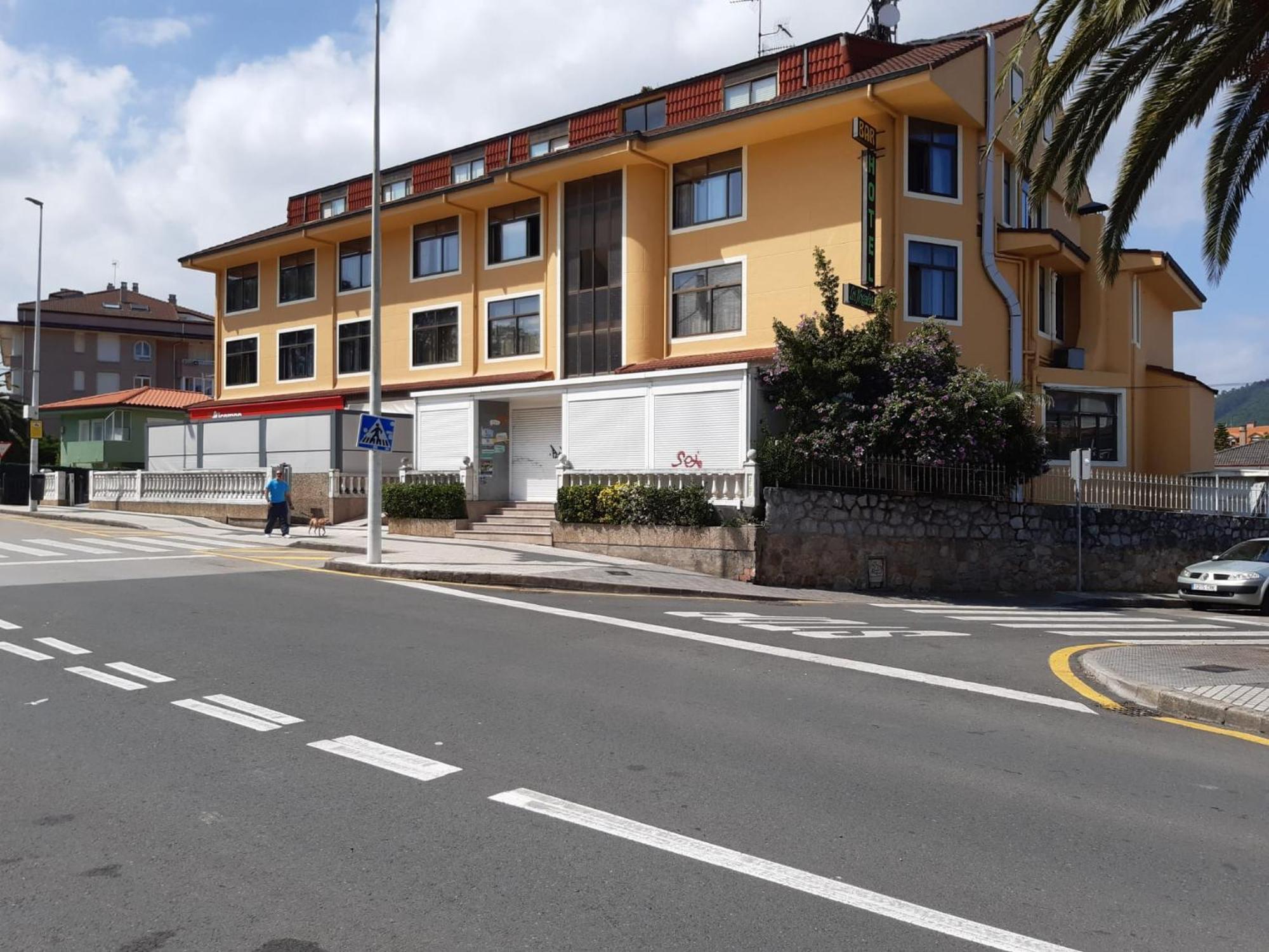Hotel Los Nogales Noja Exteriör bild
